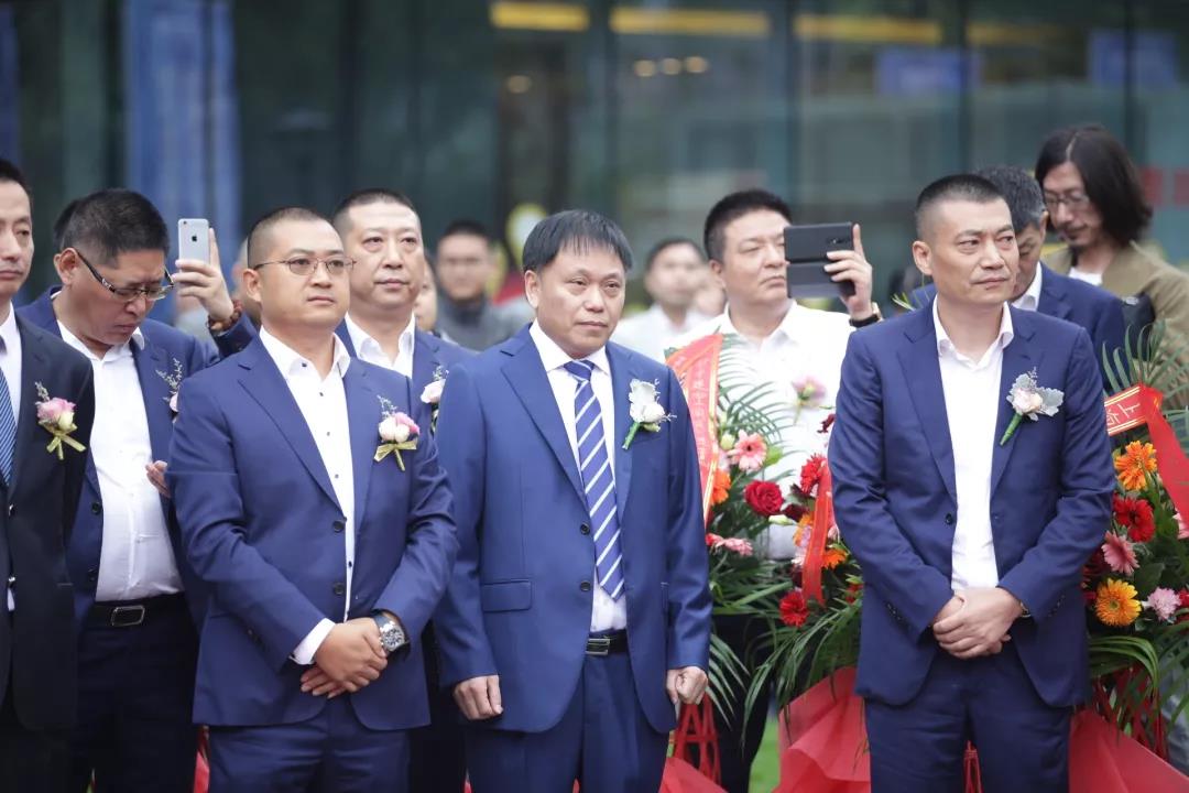 1539913712992312.jpg 1539913712992312.jpg