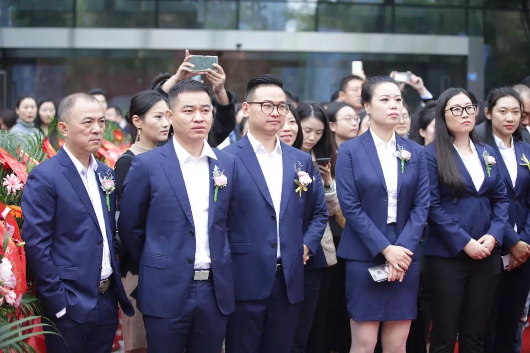 1539913741546976.jpg 1539913741546976.jpg