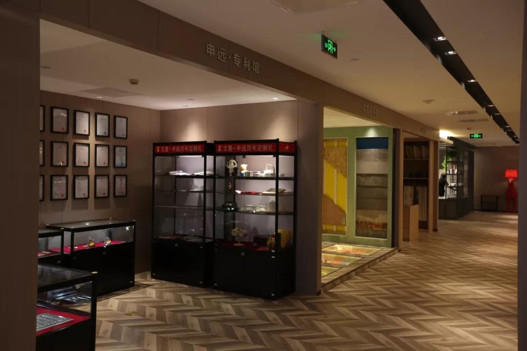 1539914384104713.jpg 1539914384104713.jpg